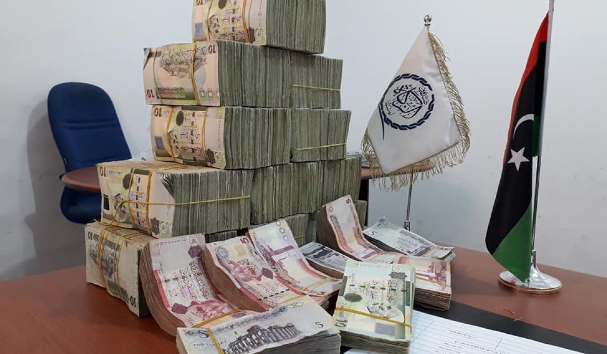 صندوق الزكاة بتاجوراء يصرف الإعانات الشهرية المالية للأسر المحتاجة