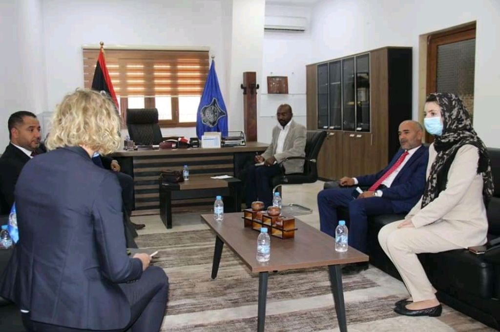 حبارات يكتب: ميزانية ب 96 مليار دينار قد تجعل قرارات تفعيل زيادة المرتبات وصرف علاوة الأبناء غير ذي جدوى ، لكن السؤال كيف ؟