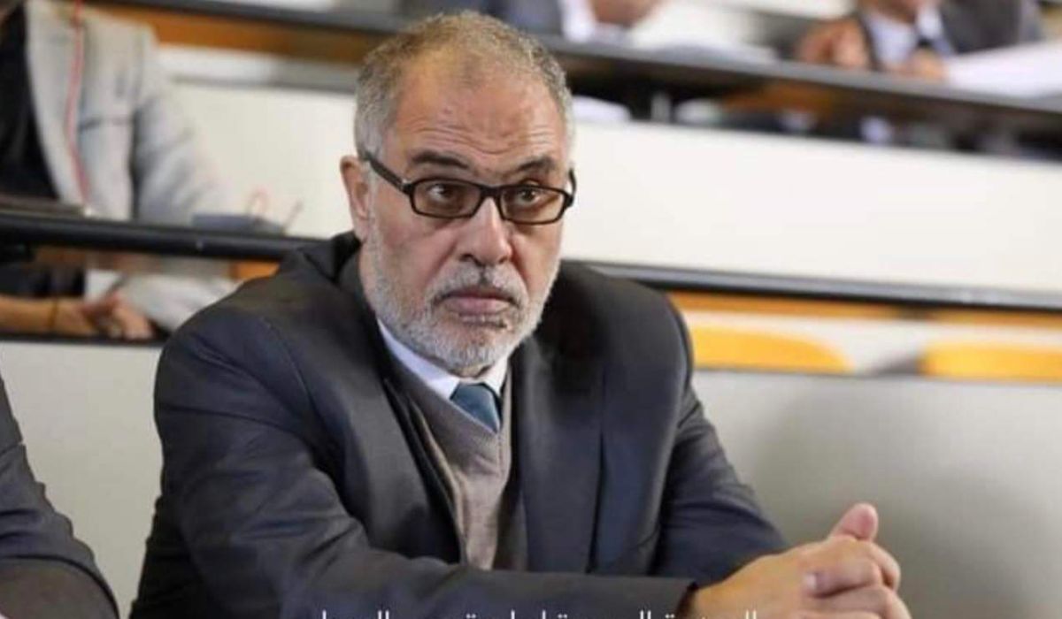 خاص.. رئيس قسم الاقتصاد بجامعة بنغازي : بسبب الحرب ربما يصل النفط إلى 140 دولار للبرميل الواحد لذلك على ليبيا أن تستثمر هذه الأموال في هذا الظرف