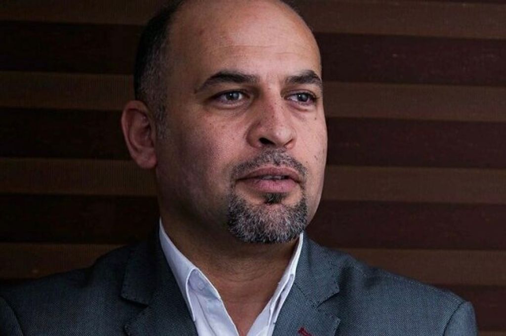 "خالد مازن" يبحث مع مدير مركز المعلومات والتوثيق ما تم إعداده وتجهيزه من قبل المركز من برامج وتطبيقات إلكترونية
