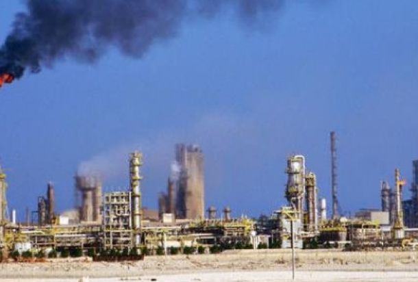 ارتفاع أسعار النفط وانقلابات في السوق العالمية بعد توقف العمل بحقل الفيل