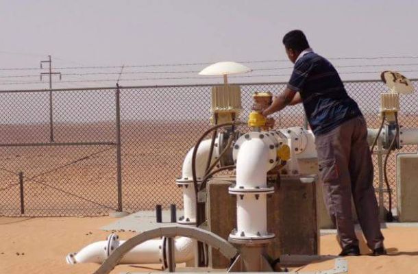 الرقابة الإدارية تكشف عن تفاوت قيمة أسعار الخدمات المصرفية