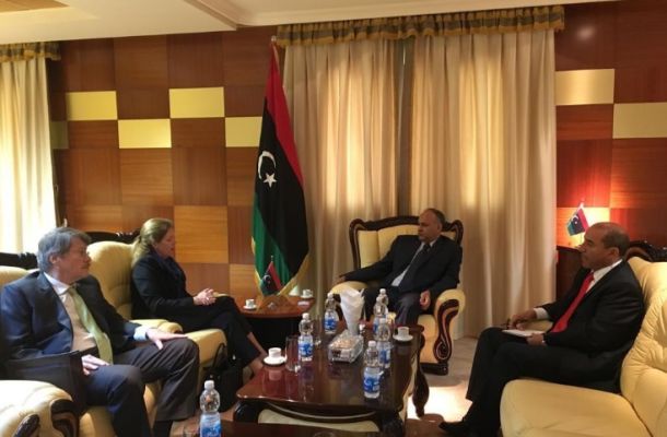 قرقاب : عدد موظفي القابضة للاتصالات والشركات التابعة لها حوالي 15 ألف ويتقاضون نصف مليار دينار سنوياً
