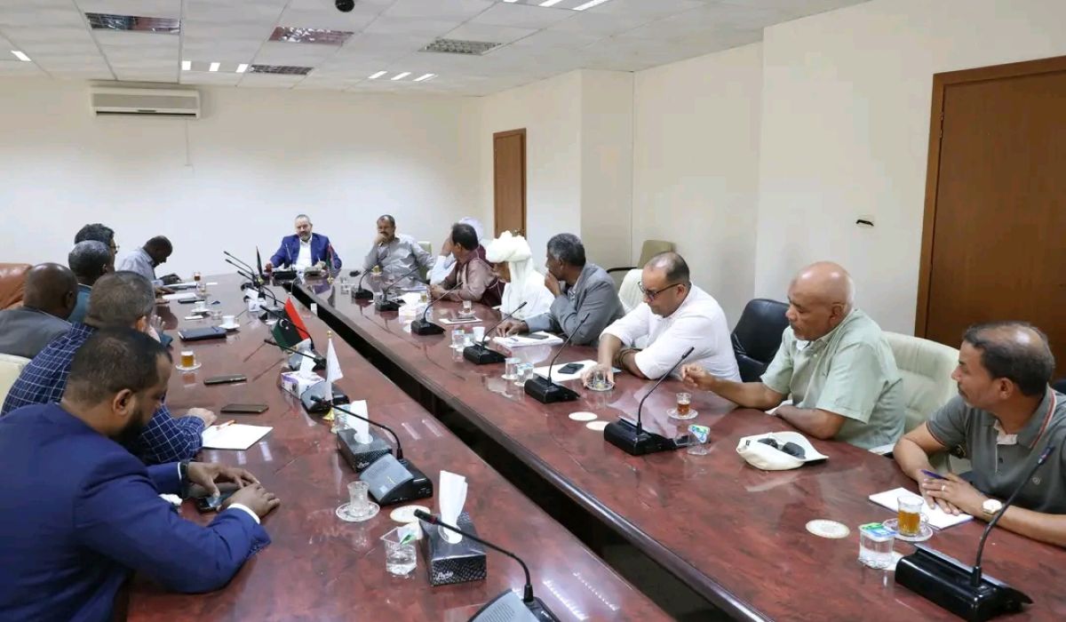 العامة للكهرباء تجتمع مع أعيان والحكماء والفعاليات الاجتماعية بالمنطقة الجنوبية