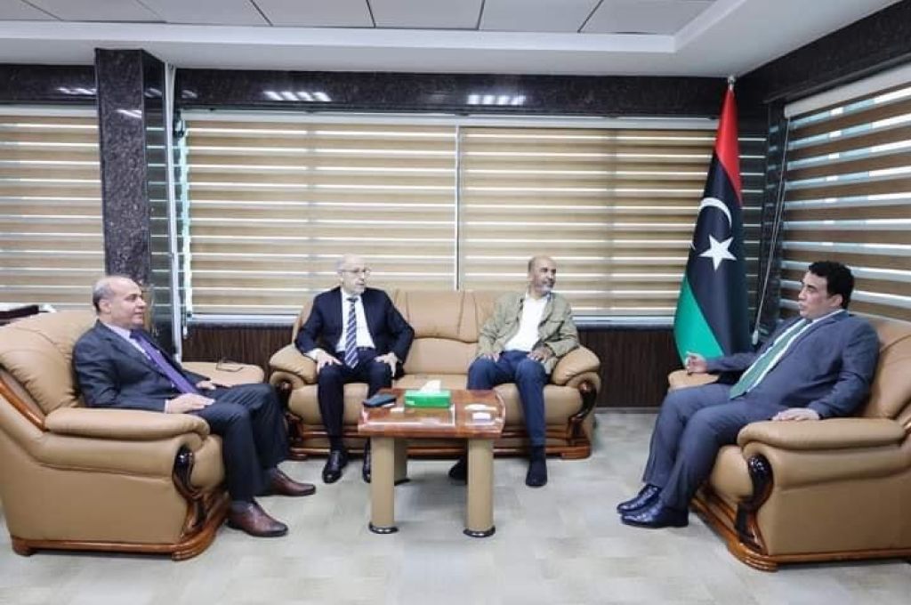 المجلس الرئاسي يعقد اجتماعاً هاماً مع محافظ المصرف المركزي