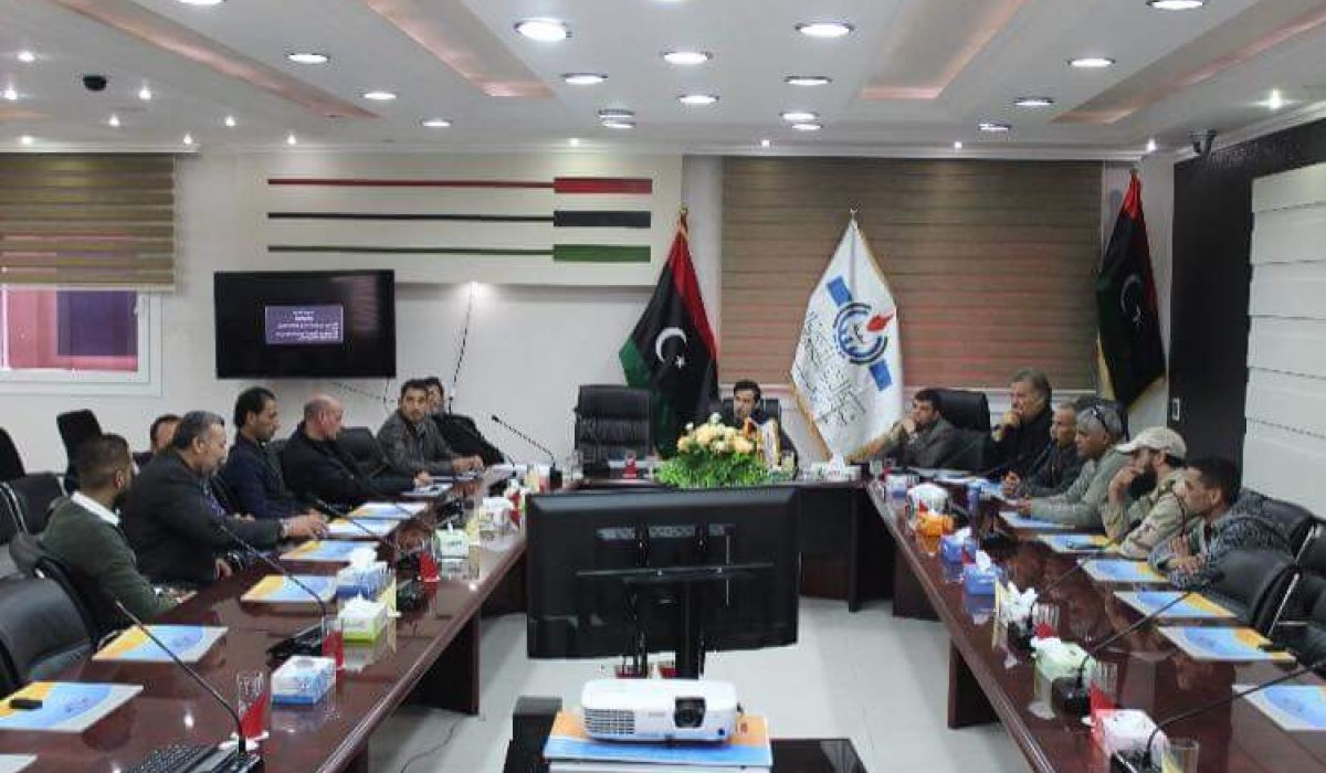 آلية عمل تضمن استمرار وصول شحنات الوقود إلى الجنوب محور اجتماع شركة البريقة 