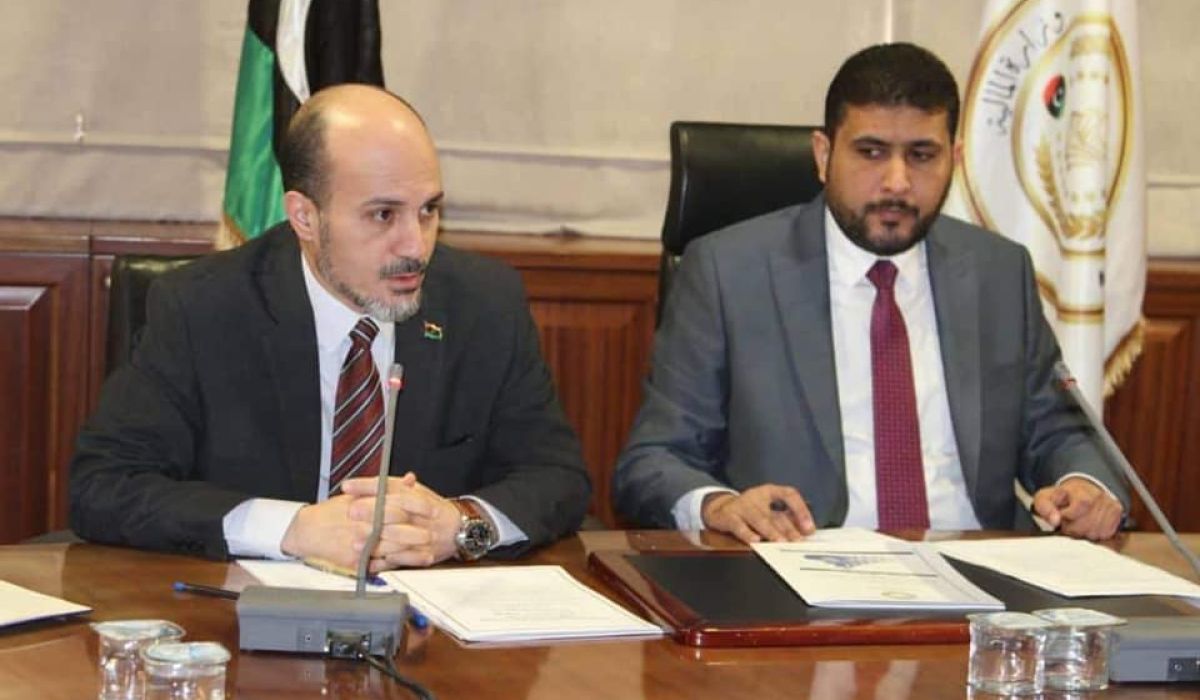 "بومطاري" ووزير التعليم يجتمعان لمتابعة أوضاع المعلمين