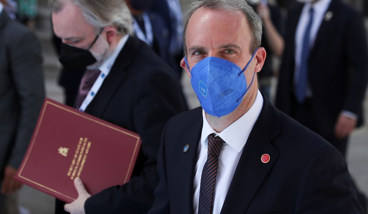 حكومة بريطانيا تفرض عقوبات مالية على كيانين معنيين بالاستثمارات الليبية في الخارج