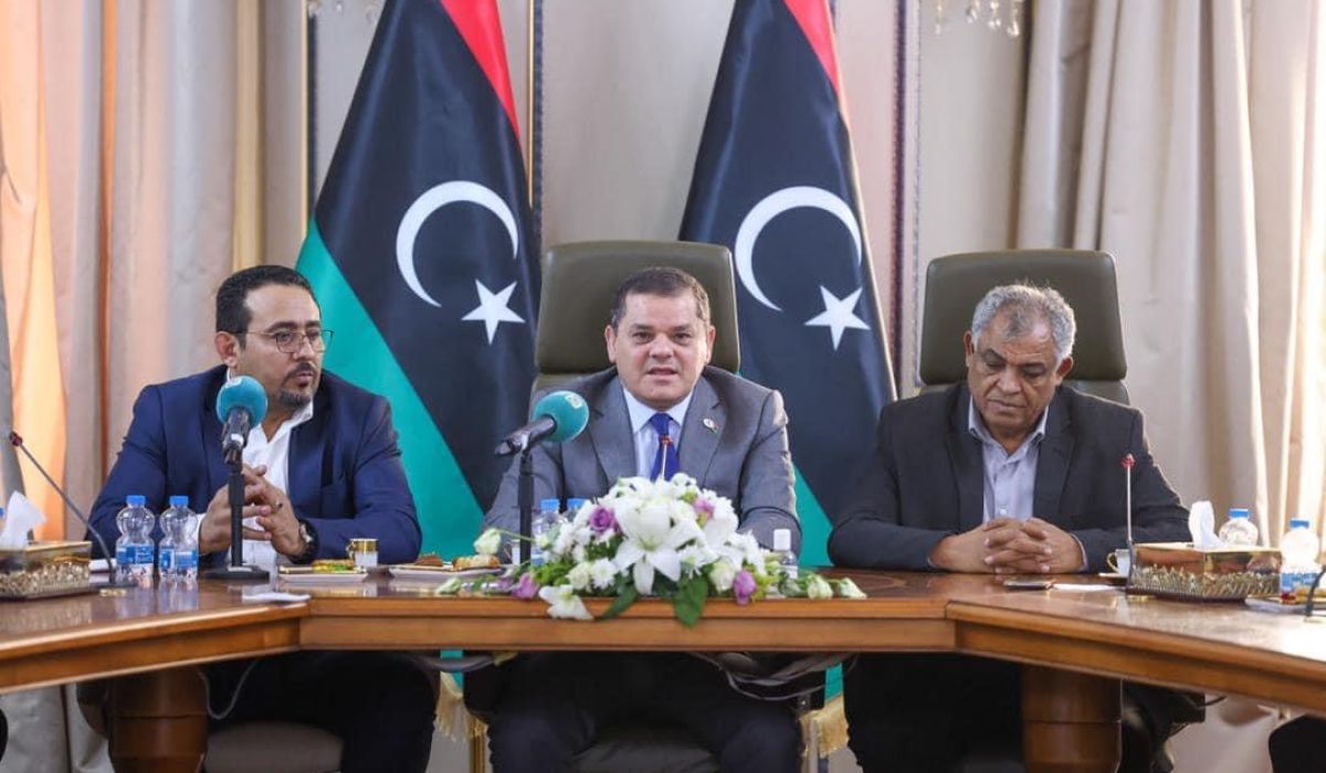 الدبيبة يستكمل سلسلة لقاءاته مع عمداء البلديات