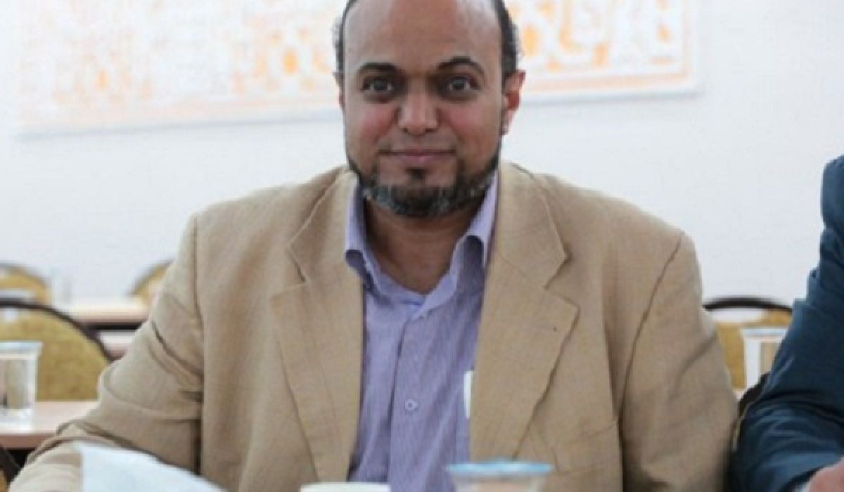 الجروشي: إصلاح الاقتصاد الليبي لابد أن يرتكز على تغيير رؤساء "المركزي ومؤسستيْ النفط والاستثمار" ونقلها خارج العاصمة