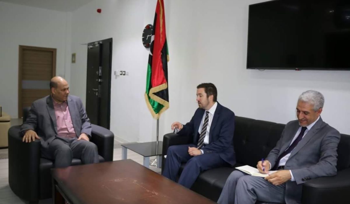 المجبري يلتقي القائم بالأعمال بالسفارة البريطانية ويؤكد على دور بريطانيا في دعم الاقتصاد الليبي