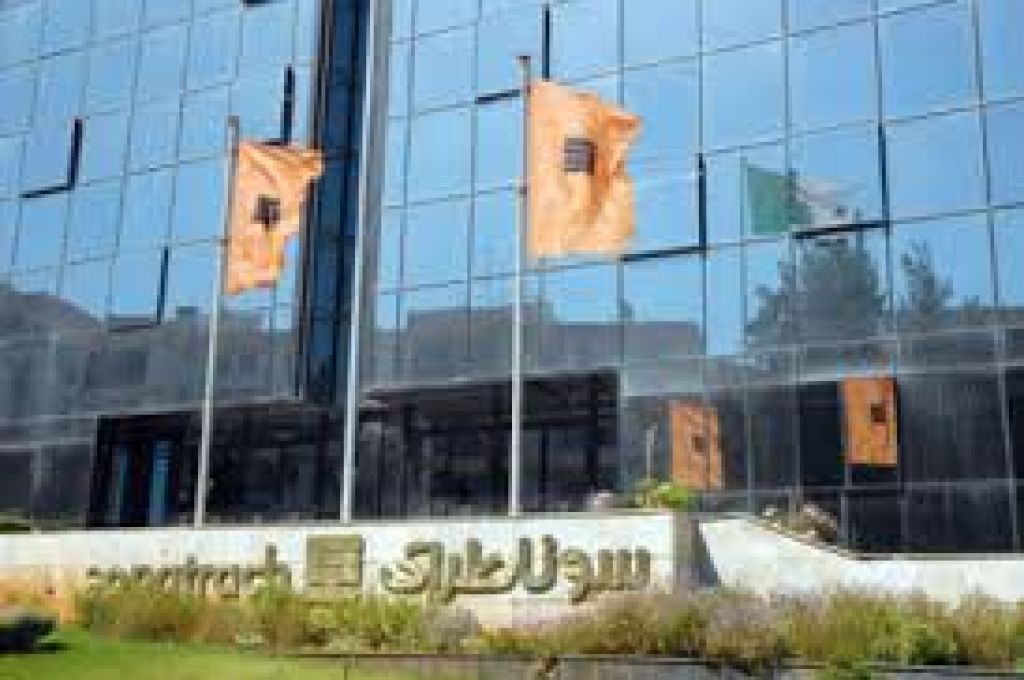 مركزي طرابلس يوافق على حفظ حق الأسر التى لم تستفد من برنامج بيع النقد الأجنبي في عام 2017