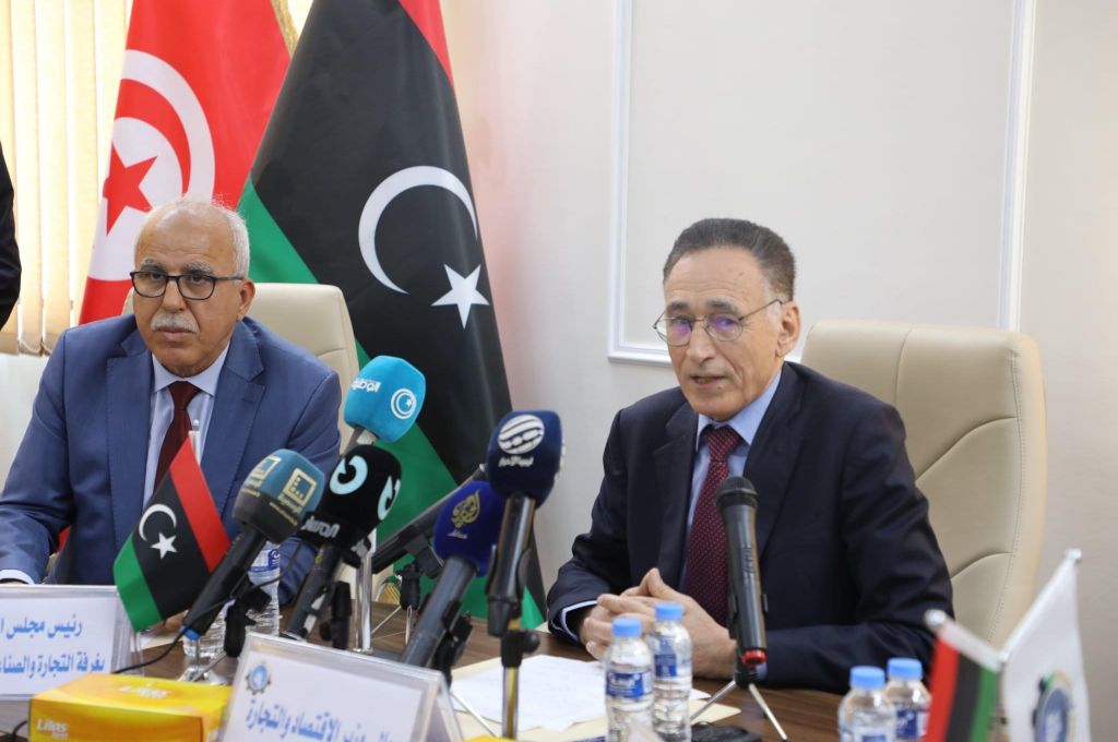 "شكشك" يبحث فريقي التخطيط الاستراتيجي والتشغيل الإجراءات العملية لتحديد الأنشطة التشغيلية لتنفيذ المخطط
