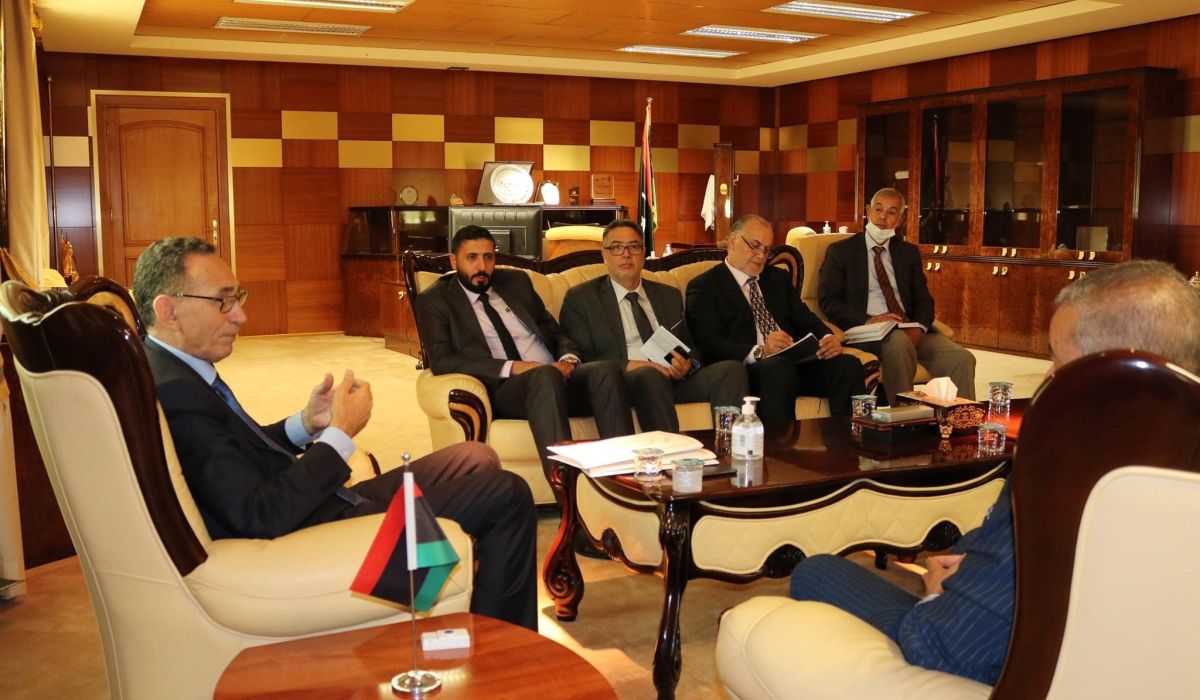 الحويج يبحث مع سفير الجزائر لدى ليبيا سبل تعزيز العلاقات الاقتصادية بين البلدين