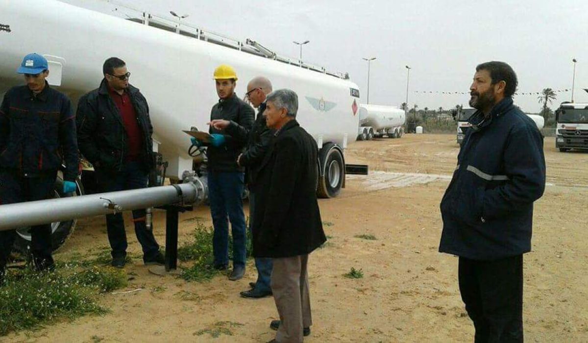 البدء فى تطبيق الإجراءات الواردة فى الدليل التشغيلى لمستودعات المطارات