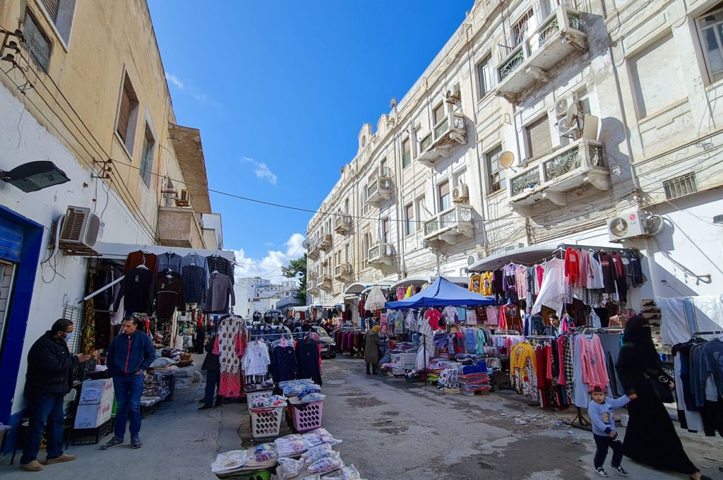 خلال اجتماعه مع رئيس المجلس الرئاسي.. "السائح" يؤكد على استعداد المركز لتعزيز الحماية الصحية للمواطنين