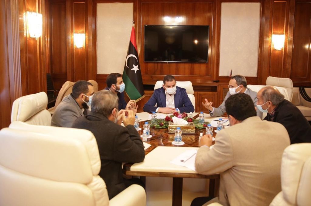 "الحويج" يطالب المجتمع الدولي برفع التجميد عن الأموال الليبية بالخارج إلى جانب المساعدة في بناء قطاع الخدمات