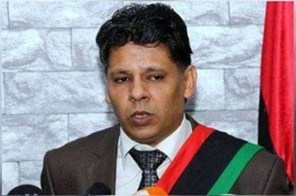 عرقلة شاحنات البضائع الليبية من قبل محتجين توانسة بالمناطق الحدودية