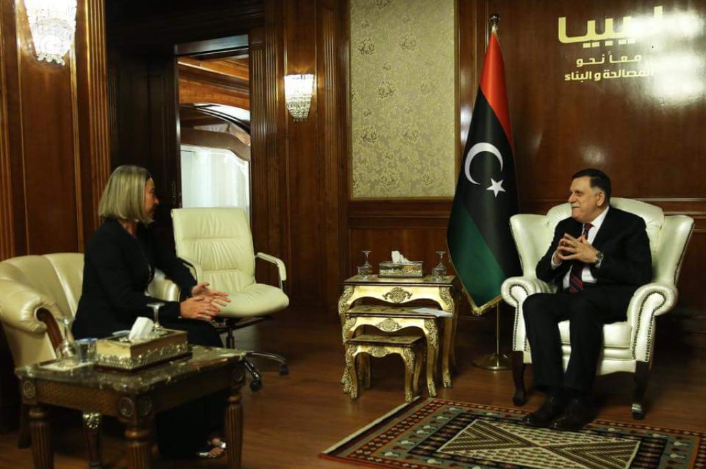 أستمرار تقلب الأسعار وتوقعات بأنخفاض حاد لمزيج برنت