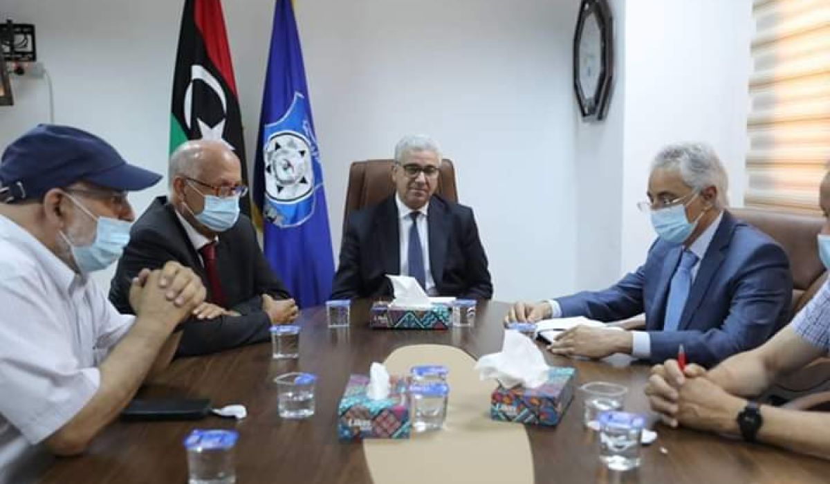 "باشاغا" يجتمع مع اللجنة الاستشارية لمجابهة فيروس كورونا لمناقشة عدة بنود مهمة
