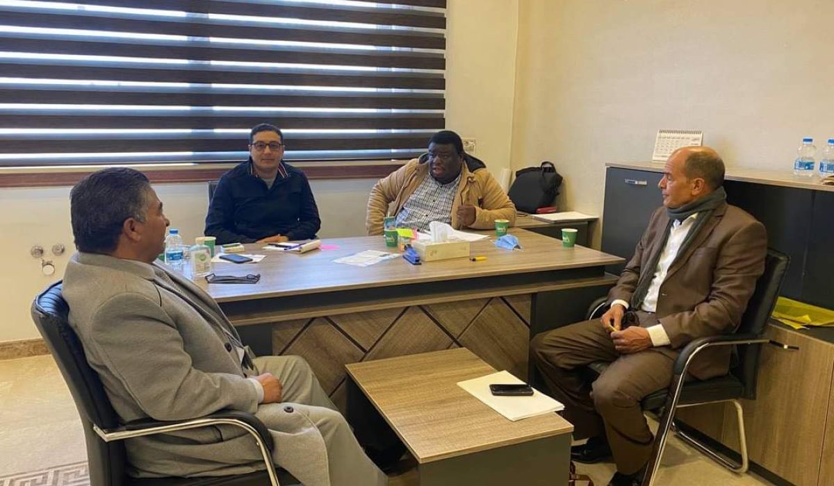 اجتماع لمناقشة سبل التعاون المشترك بين فريق العمل الاستشاري والاقتصادي بمكتب وزير الدولة للشؤون الاقتصادية وجامعة صبراتة