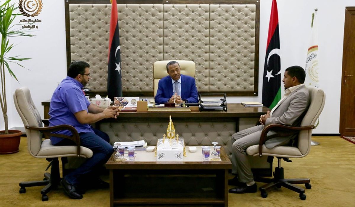 الثني يوافق على مشاريع بقيمة 63 مليون من أصل 100 مليون دينار لدعم المشاريع ببلدية اجدابيا