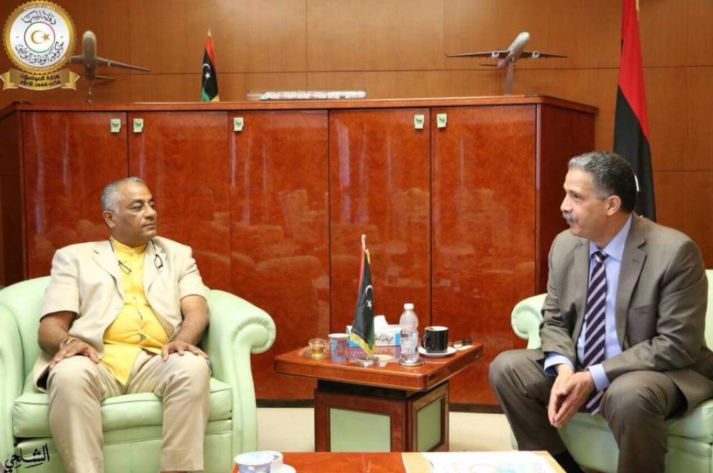 وزير التعليم يصدر قرارا بشأن الرسوم الدراسية للطلبة الوافدين والمعاملة بالمثل