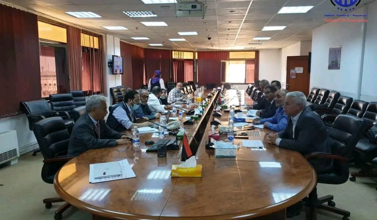 "أبو خطوة " يستعرض نتائج التحقيق في حادث تسرب حقل الجرف