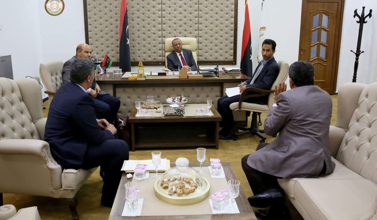 الثني يتابع الإجراءات الخاصة بتنفيذ مشاريع بالبطنان