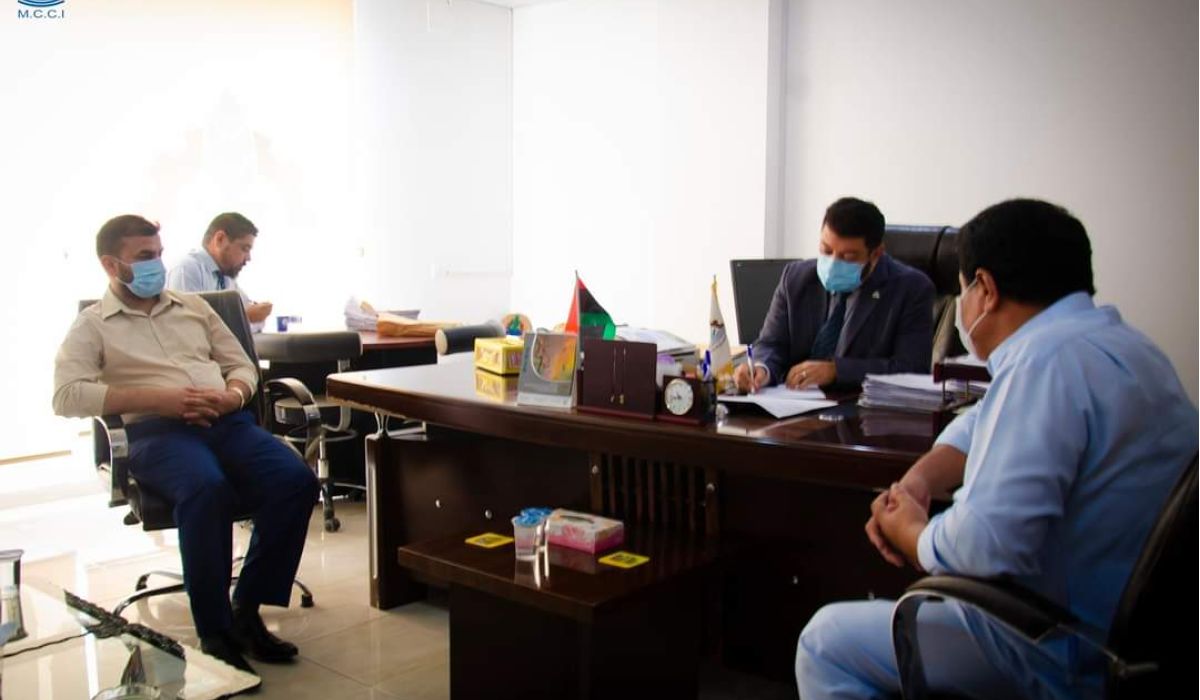 غرفة التجارة مصراتة تبحث آلية تحصيل الديون المستحقة على الدولة لصالح شركات المقاولات التابعة لها