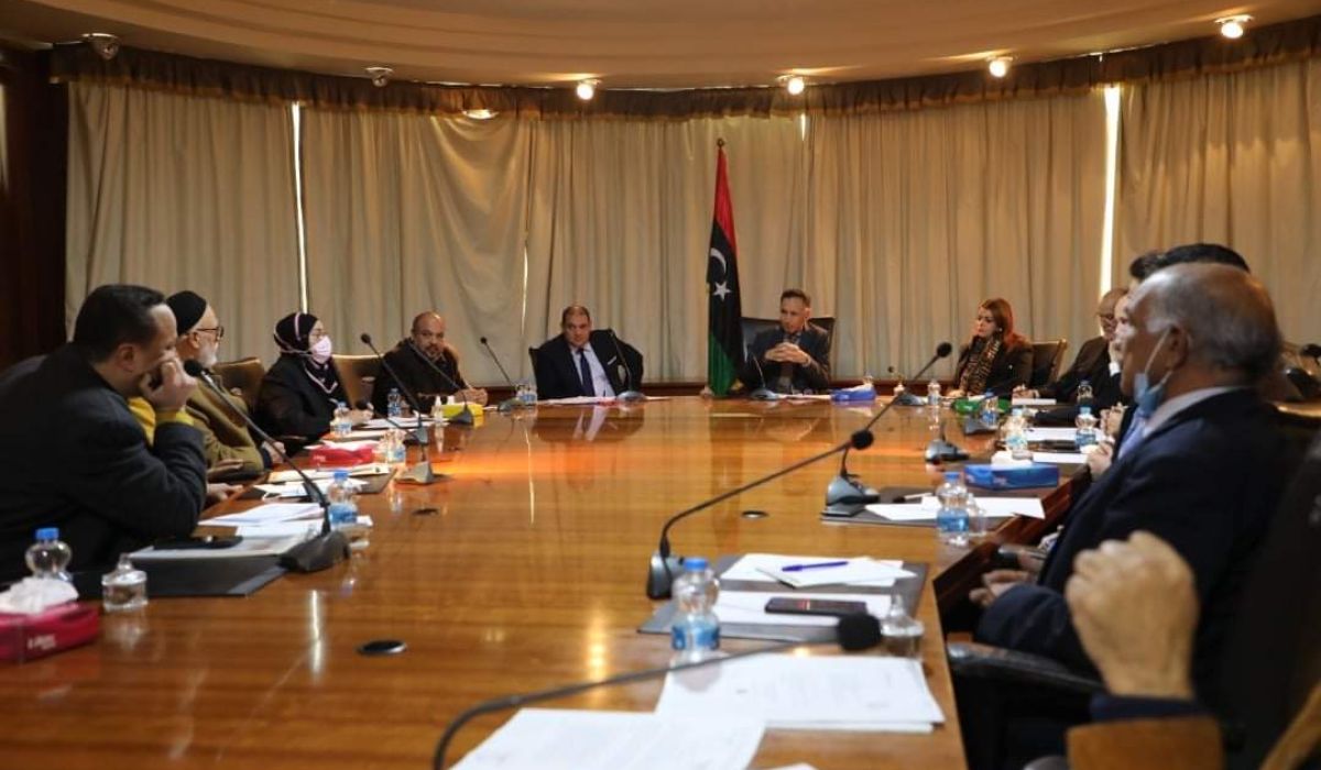 "الحويج" يبحث التأثيرات السلبية للأحكام القضائية ضد الدولة الليبية على ملف الاستثمار