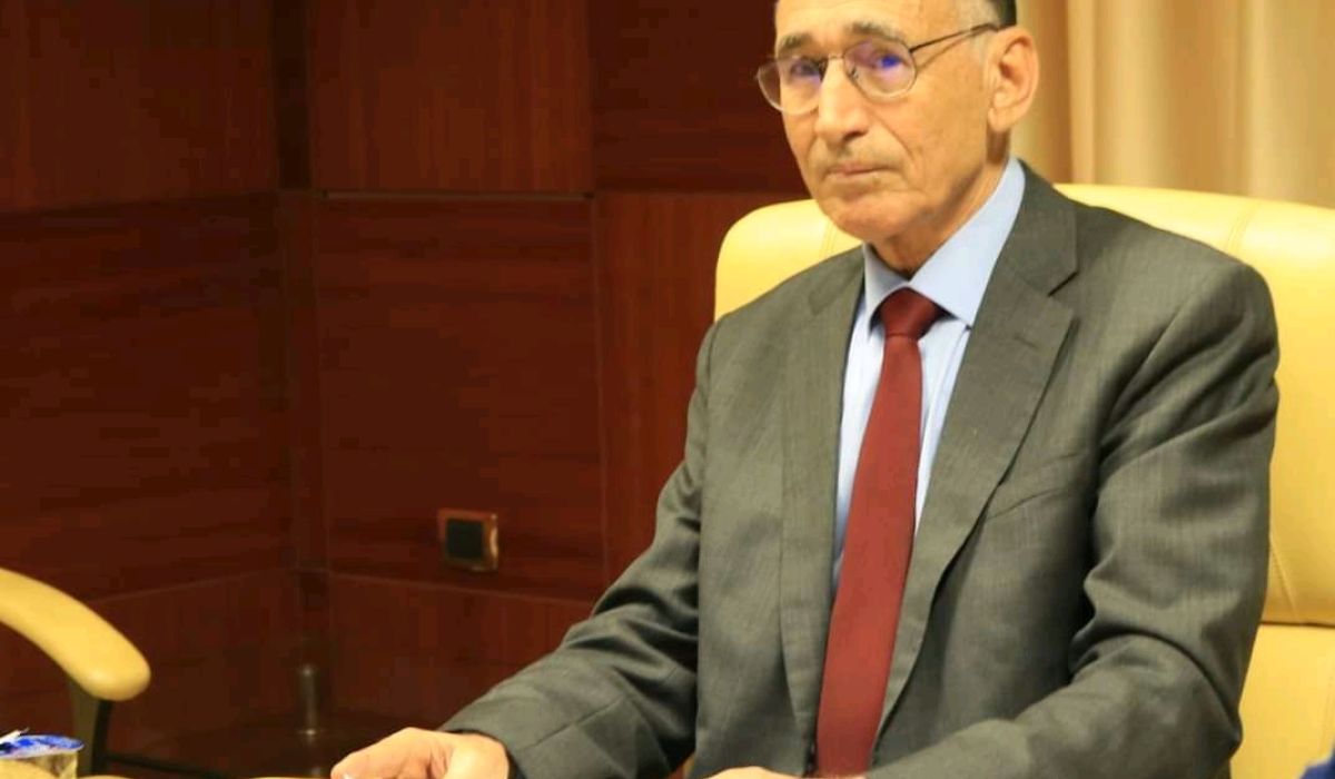 "الحويج" يوجه مراسلة تقتضي باتخاذ الإجراءات اللازمة حيال ورود بأن عدد من الدول تحفظت على منتجات شكولاته كيندر