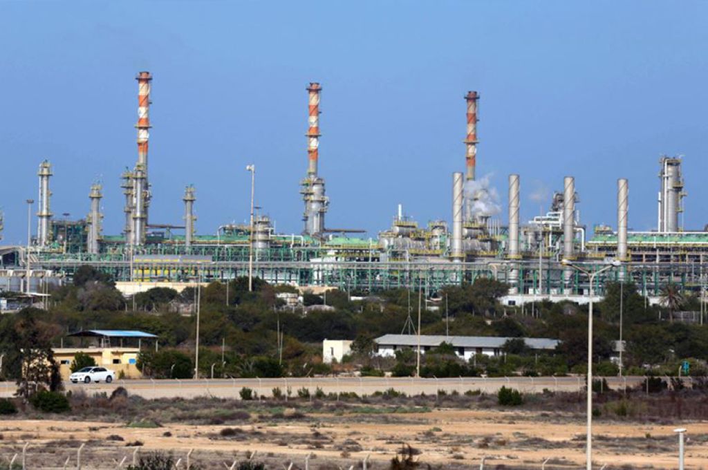 رئيس مجلس النواب بطرابلس يعلق مشاركة المجلس بمؤتمر جنيف ويضع عدة مطالب من بينها إنهاء الإقفالات النفطية
