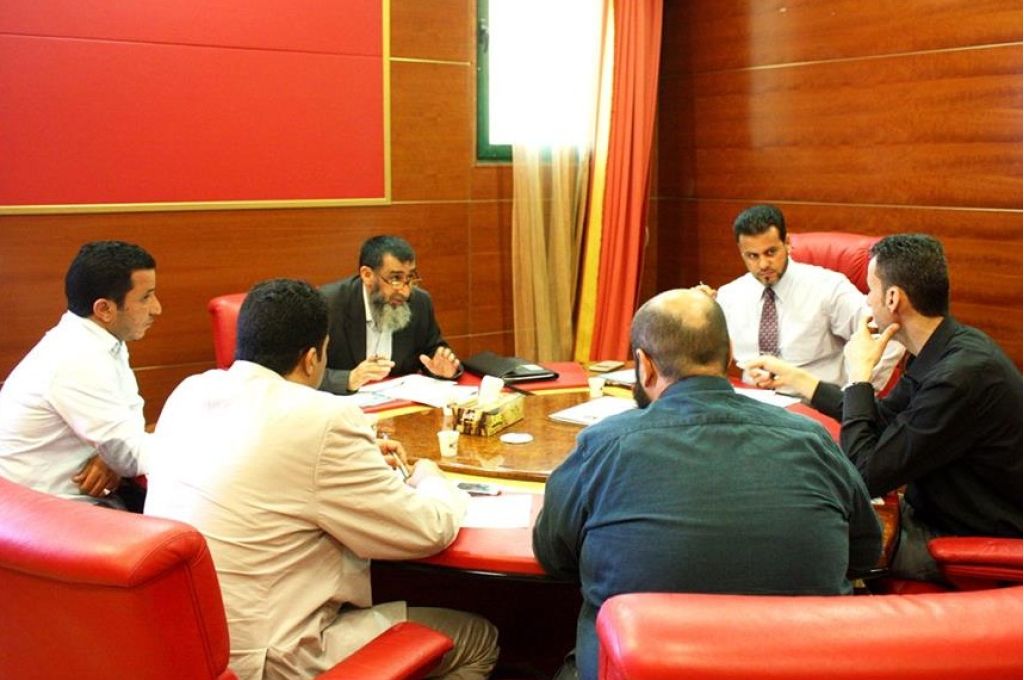 اجتماع وكيل وزارة الصحة بمديري إدارات الوزارة