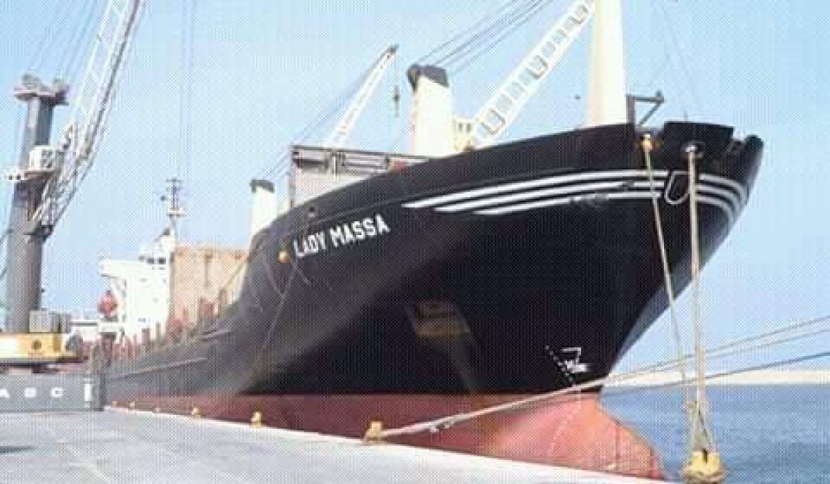 ميناء بنغازي يستقبل ثلاث سفن محملة بالبضائع المختلفة