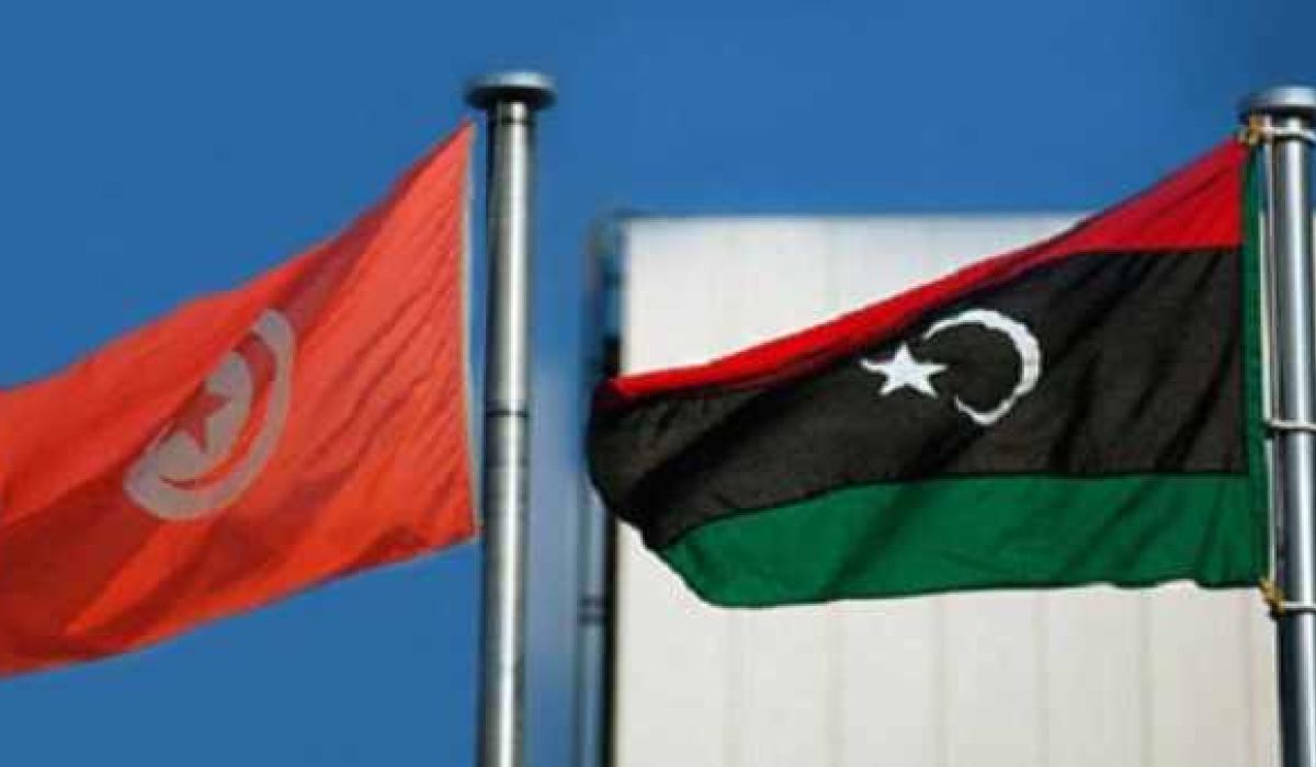 السفارة الليبية بتونس تنفي منع السلطات التونسية دخول الليبيين دون سن ال35 إلى أراضيها