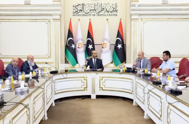 "الشهوبي" يبحث إحتياجات بلديات الجبل الأخضر