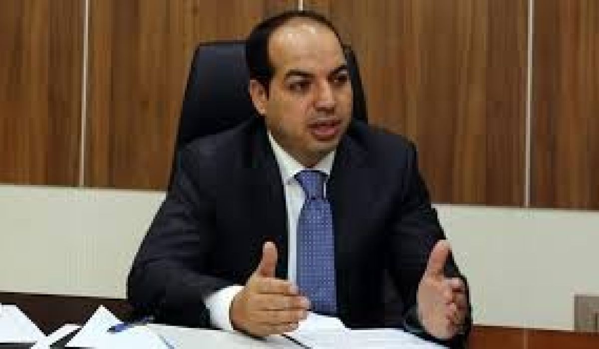 معيتيق لرويترز : سعر الصرف الجديد 2.4 دينار أو أقل ويعتمد ذلك على الكثير من المعطيات