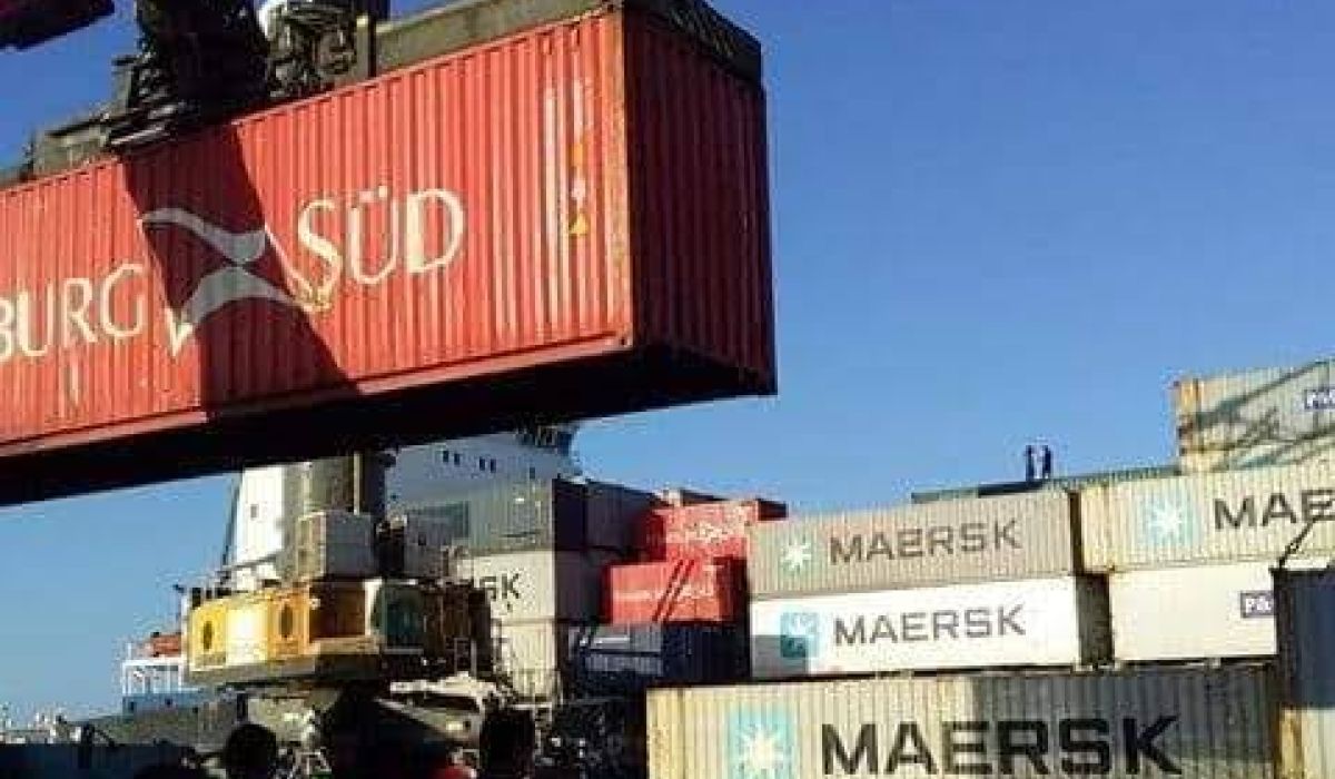 خاص .. ميناء الخمس البحري يحطم رقم قياسي بين الموانئ الليبية