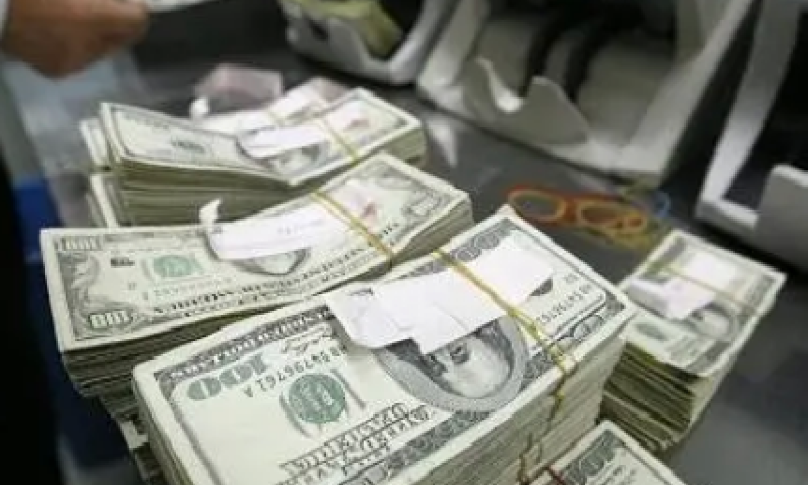 موقع بريطاني يكشف عن وثائق تتعلق بعقوبات مالية على كيانين معينين في ليبيا