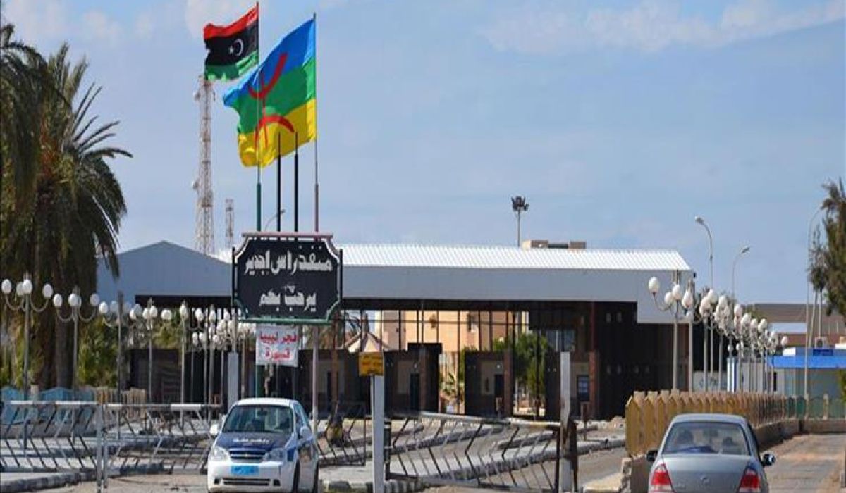 مصدر برأس جدير ينفي لصدى إقفال المعبر و يؤكد عودة منظومة الجوازات للعمل