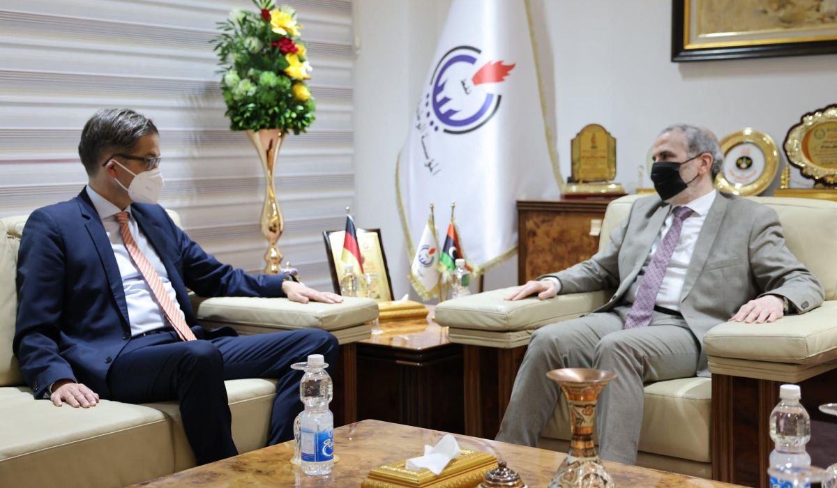 صنع الله يستقبل السفير الألماني لدى ليبيا