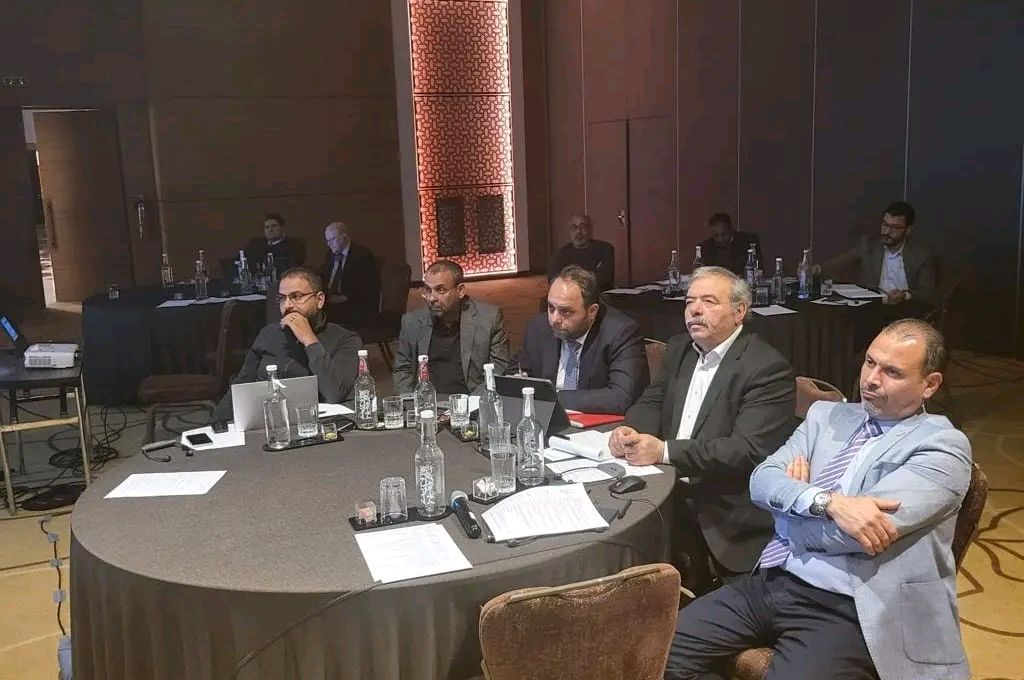فريق عمل من وزارة المالية يختتم فعاليات ورشة عمل ينظمها البنك الدولي في تونس
