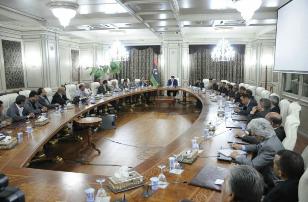 المجلس الرئاسي يصدر قرارا بشأن جدول القيم المالية للكتاب المدرسي للمدارس الخاصة