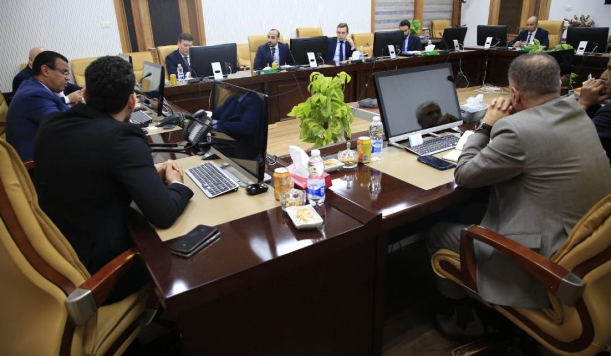 مصرف الجمهورية يبحث سبل التعاون مع البنك التجاري البريطاني