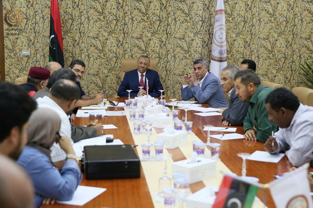 وزير المالية بحكومة الوفاق يجتمع مع رئيس هيئة الرقابة الإدارية