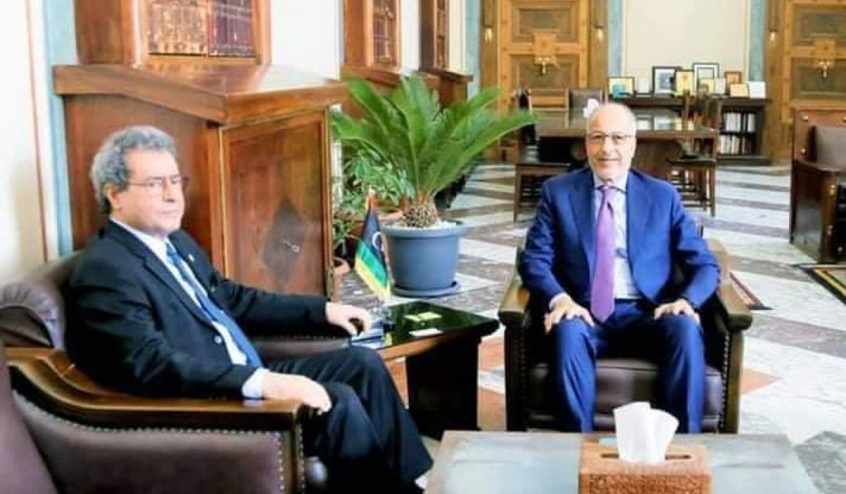 عون يبحث مع محافظ مصرف ليبيا المركزي سُبل دعم قطاع النفط والغاز