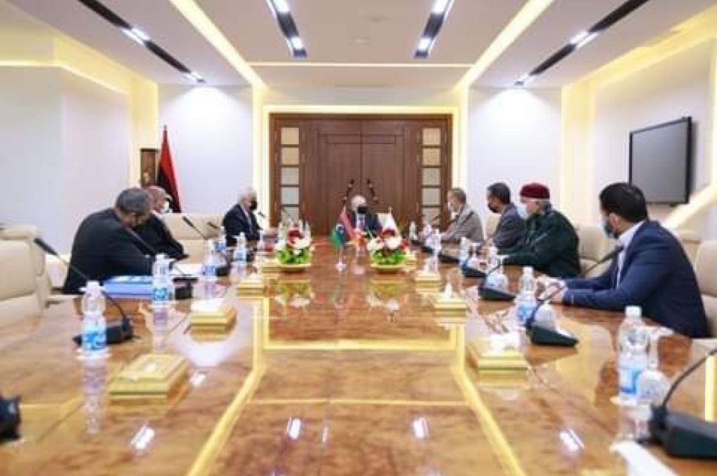 تقرير الديوان: السراج يصرف معاملات مالية نحو 1.127 مليون لتوفير وجبات عشاء لأفراد الحراسة .. وتذاكر بمليون لمستشاره