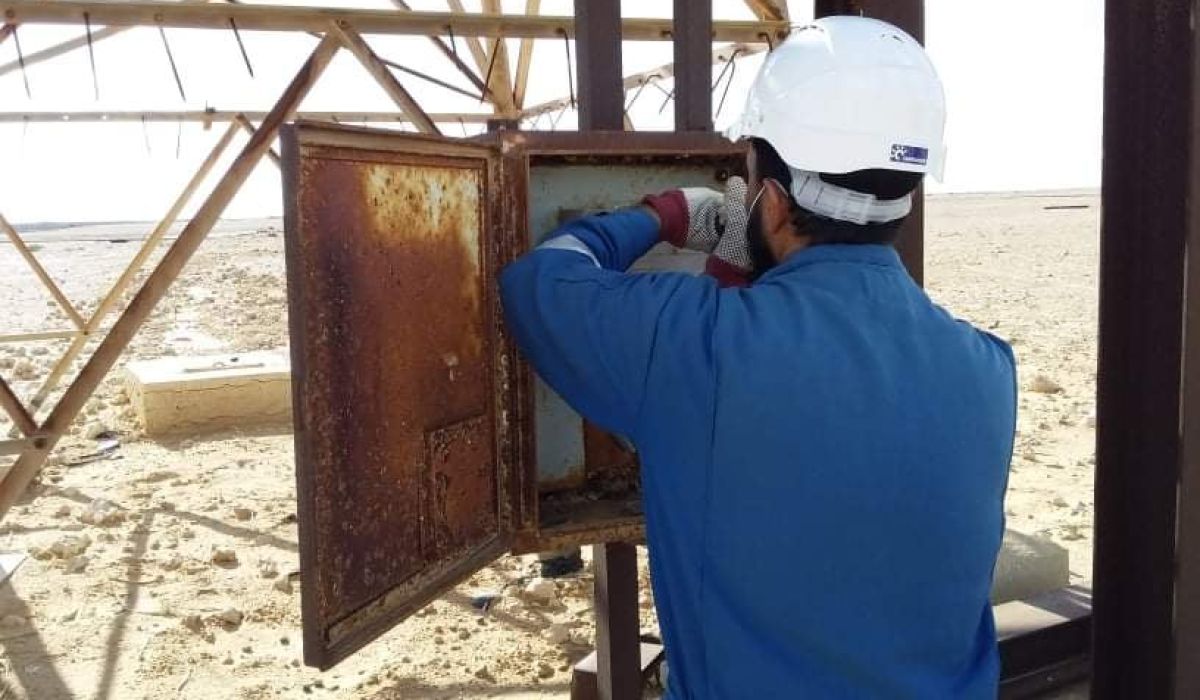 عودة الطاقة الكهربائية لحقل الظهرة قبيل وضعه على الإنتاج