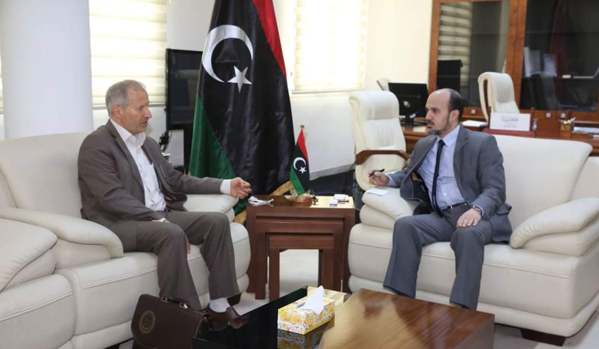 المجلس الرئاسي يناقش ما تعانيه مدينة درنة